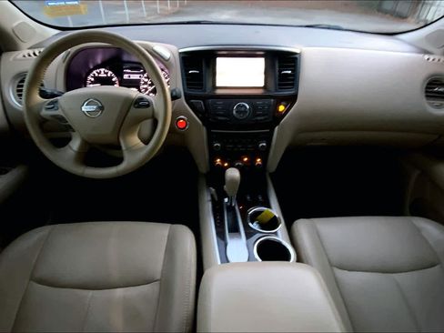 Used 2013 Nissan Pathfinder SL w/ SL Premium Pkg image 15