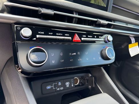 New 2025 Hyundai Santa Cruz Limited AWD/4WD image 21