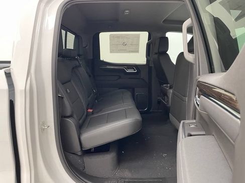 New 2026 Chevrolet Silverado 1500 LT Trail Boss w/ Convenience Package II AWD/4WD image 15