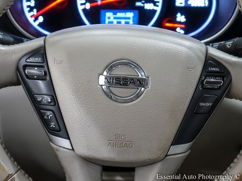 Used 2012 Nissan Quest SL w/ Bose Pkg image 19