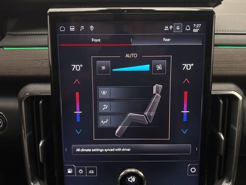 New 2026 GMC Acadia Denali w/ Super Cruise Package AWD/4WD image 38