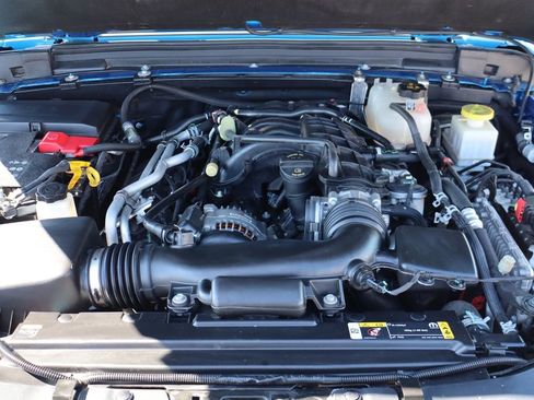 Used 2022 Jeep Gladiator Sport image 51