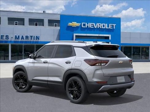New 2026 Chevrolet TrailBlazer LT AWD/4WD image 3