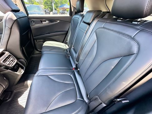 Certified 2023 Lincoln Nautilus Reserve w/ Equipment Group 201A AWD/4WD image 4