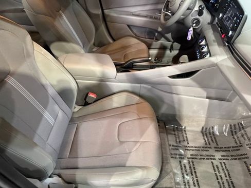 New 2026 Hyundai Elantra SE FWD image 29
