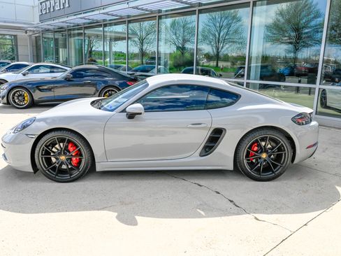 Used 2019 Porsche 718 Cayman S image 8