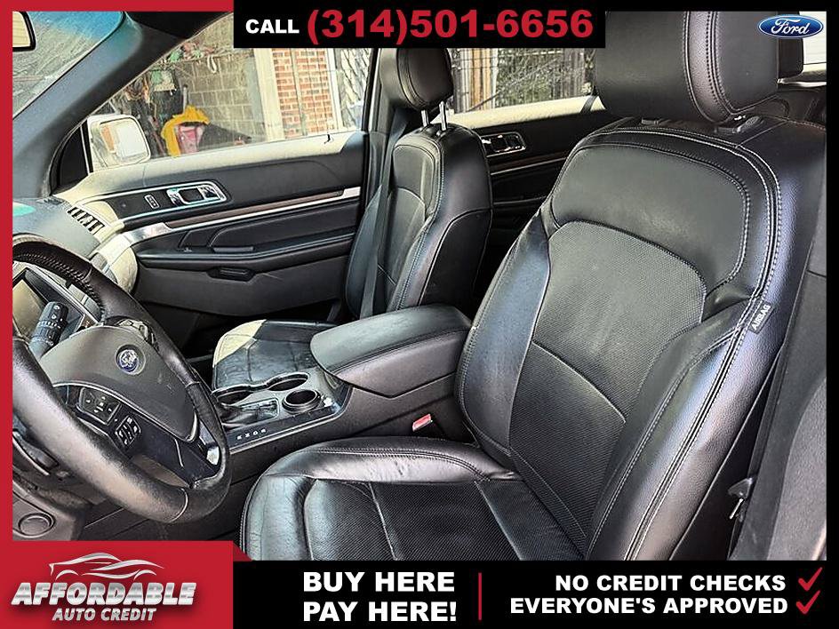 Used 2016 Ford Explorer Limited w/ Equipment Group 301A FWD image 10