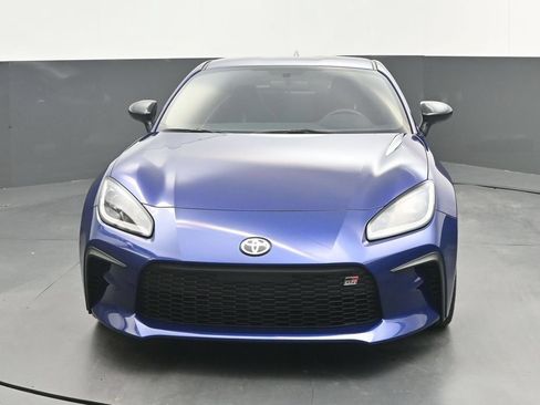 Used 2024 Toyota GR86 Premium w/ Performance Package RWD image 10