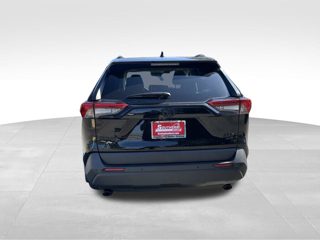 Used 2025 Toyota RAV4 XLE Premium w/ Weather Package AWD/4WD image 4