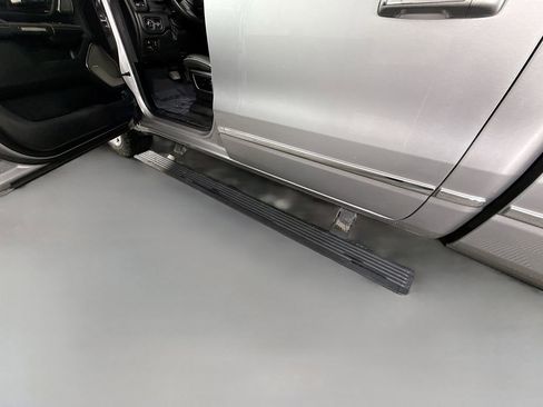Used 2019 RAM 1500 Limited AWD/4WD image 34