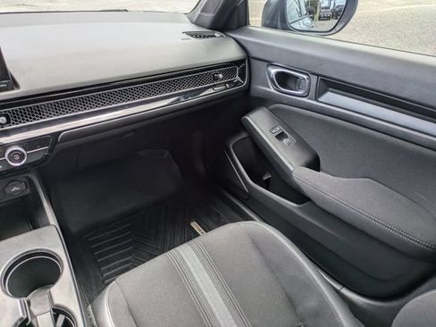 Used 2022 Honda Civic Sport image 17