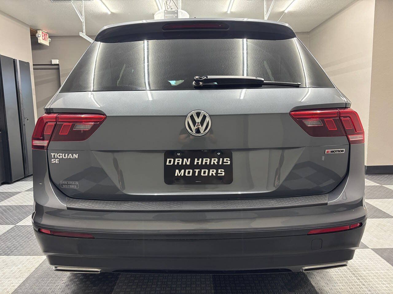 Used 2019 Volkswagen Tiguan SE w/ 3rd Row Seat Package AWD/4WD image 9