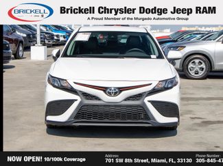 Used 2021 Toyota Camry SE video 2