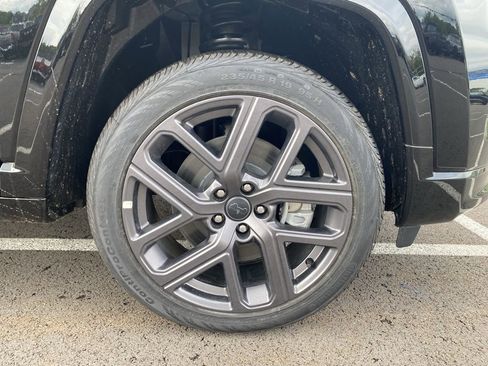 New 2025 Jeep Compass Limited w/ High Altitude Package image 9