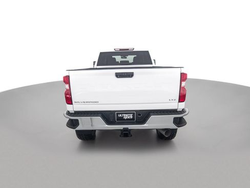 Used 2021 Chevrolet Silverado 2500 LTZ AWD/4WD image 6