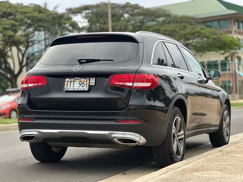 Used 2019 Mercedes-Benz GLC 300 4MATIC image 5