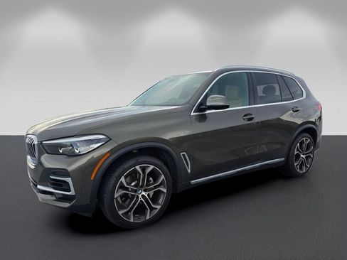 Certified 2023 BMW X5 xDrive40i w/ Premium Package AWD/4WD image 8