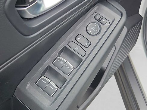 Certified 2025 Honda Accord LX image 22