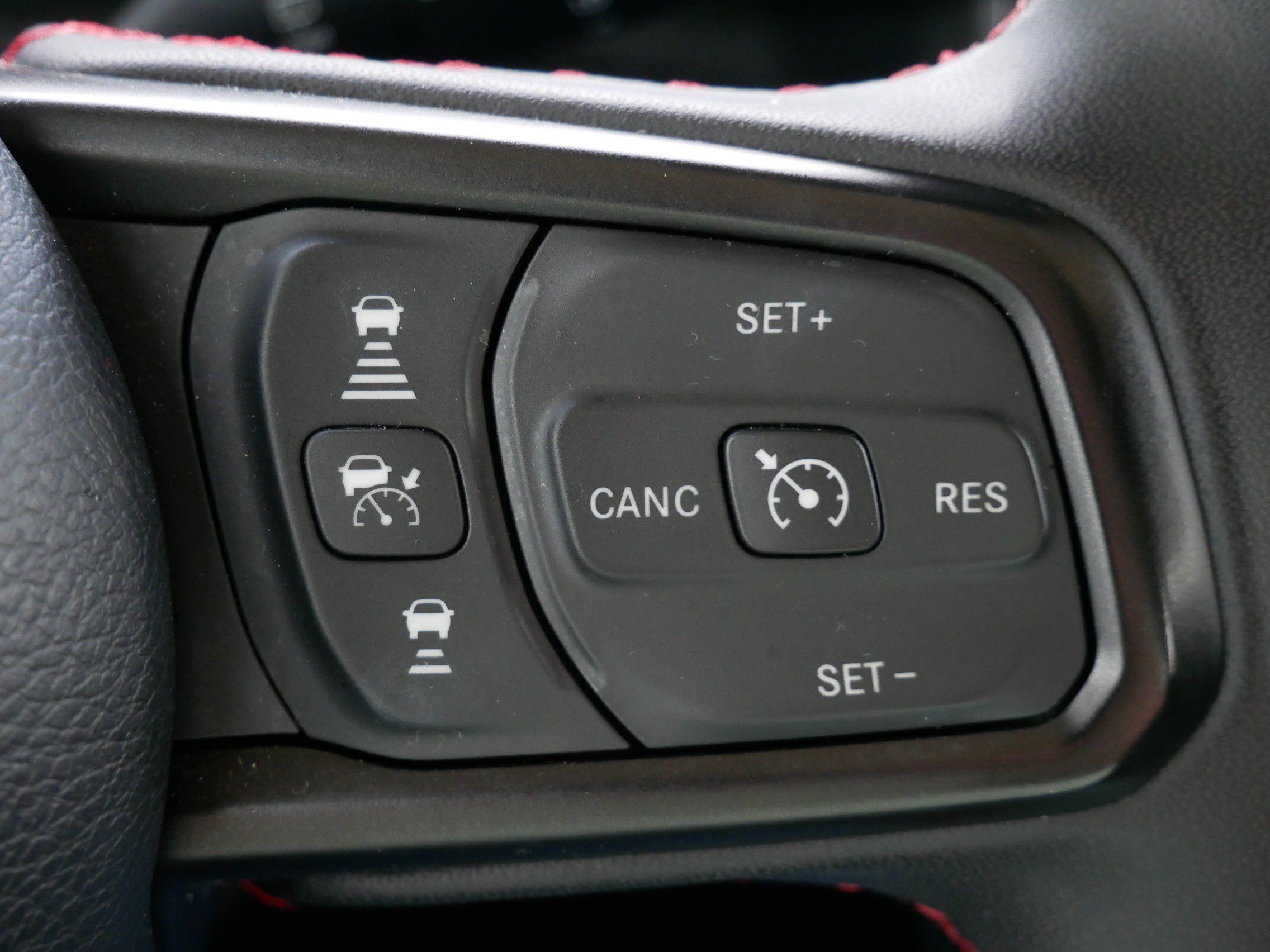 Used 2024 Jeep Wrangler Unlimited Rubicon AWD/4WD image 18