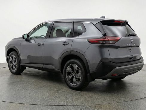 Used 2025 Nissan Rogue SV AWD/4WD image 6