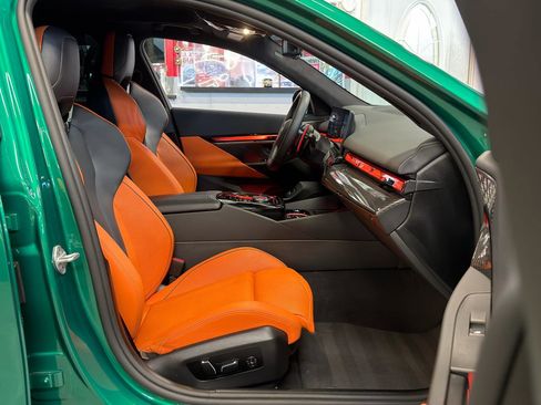 Used 2025 BMW M5 w/ Carbon Package image 21