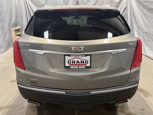 Used 2018 Cadillac XT5 Luxury w/ Driver Awareness Package AWD/4WD image 5
