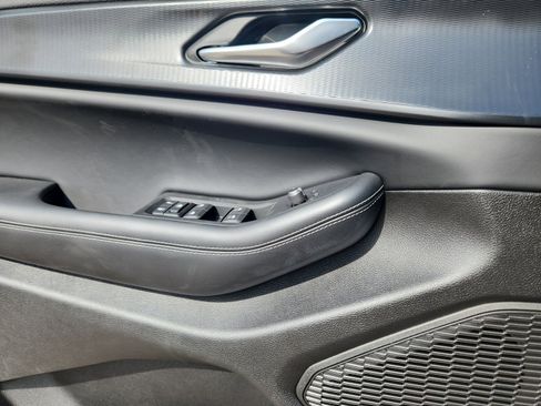 New 2025 Jeep Grand Cherokee L Altitude image 14