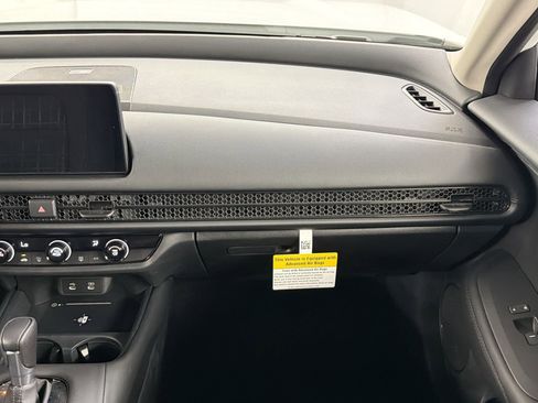 New 2026 Honda HR-V LX image 28