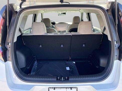 New 2025 Kia Soul LX image 12