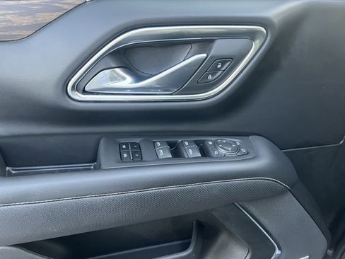 Certified 2023 Chevrolet Suburban Premier image 17