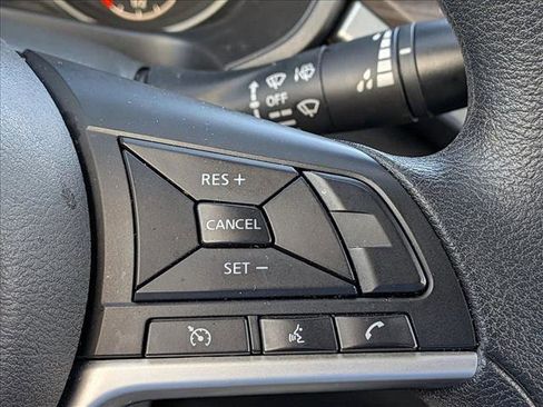 Used 2024 Nissan Altima 2.5 SV image 13