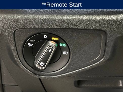 Used 2022 Volkswagen Atlas Cross Sport SEL R-Line image 18