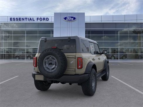 New 2025 Ford Bronco Outer Banks w/ Sasquatch Package image 8