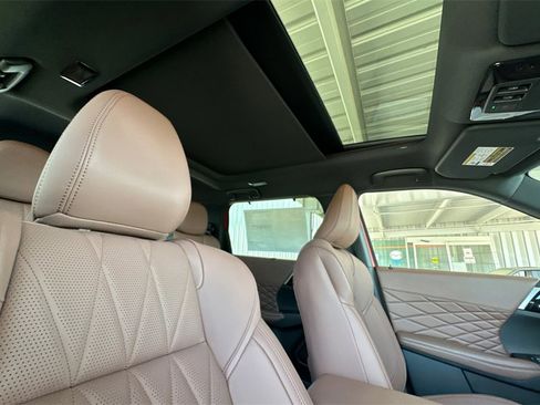 New 2025 Mitsubishi Outlander SEL image 18