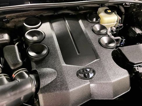 Used 2021 Toyota 4Runner Nightshade image 32