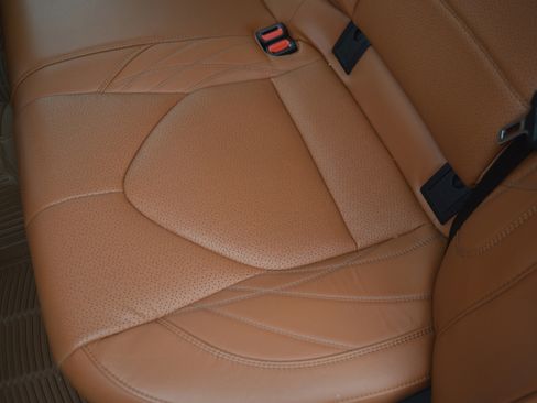 Used 2020 Toyota Avalon Limited w/ Advanced Safety Package image 30