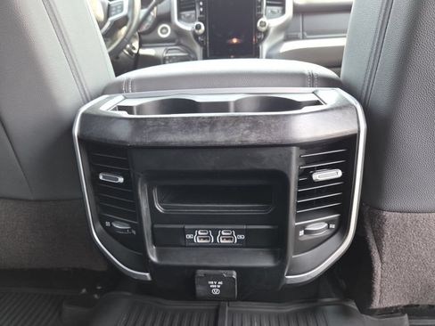 Used 2022 RAM 2500 Big Horn w/ Level B Equipment Group AWD/4WD image 36