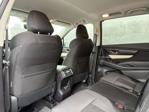 Used 2022 Subaru Ascent Premium w/ Convenience Package image 13