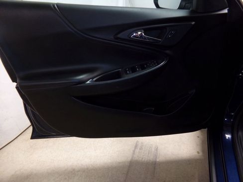 Used 2022 Chevrolet Malibu LT w/ Leather Package image 13