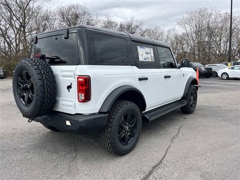 New 2025 Ford Bronco Big Bend image 3