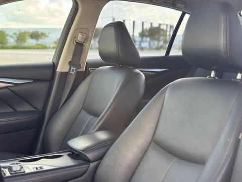 Used 2016 INFINITI Q50 3.0t Premium w/ 3.0T Premium Plus Package image 26