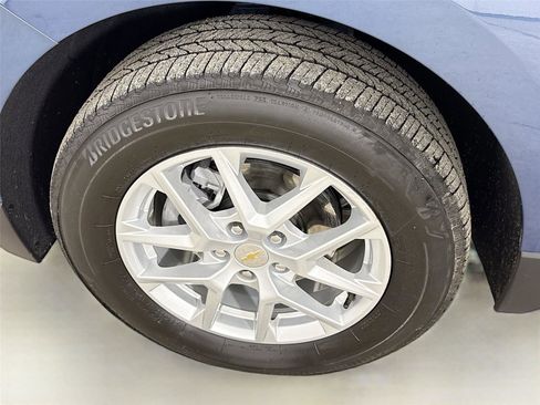 Used 2024 Chevrolet Equinox LT image 30