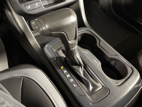 Used 2018 Chevrolet Colorado Z71 image 25