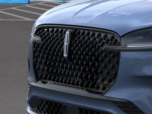 New 2026 Lincoln Aviator Reserve RWD image 17