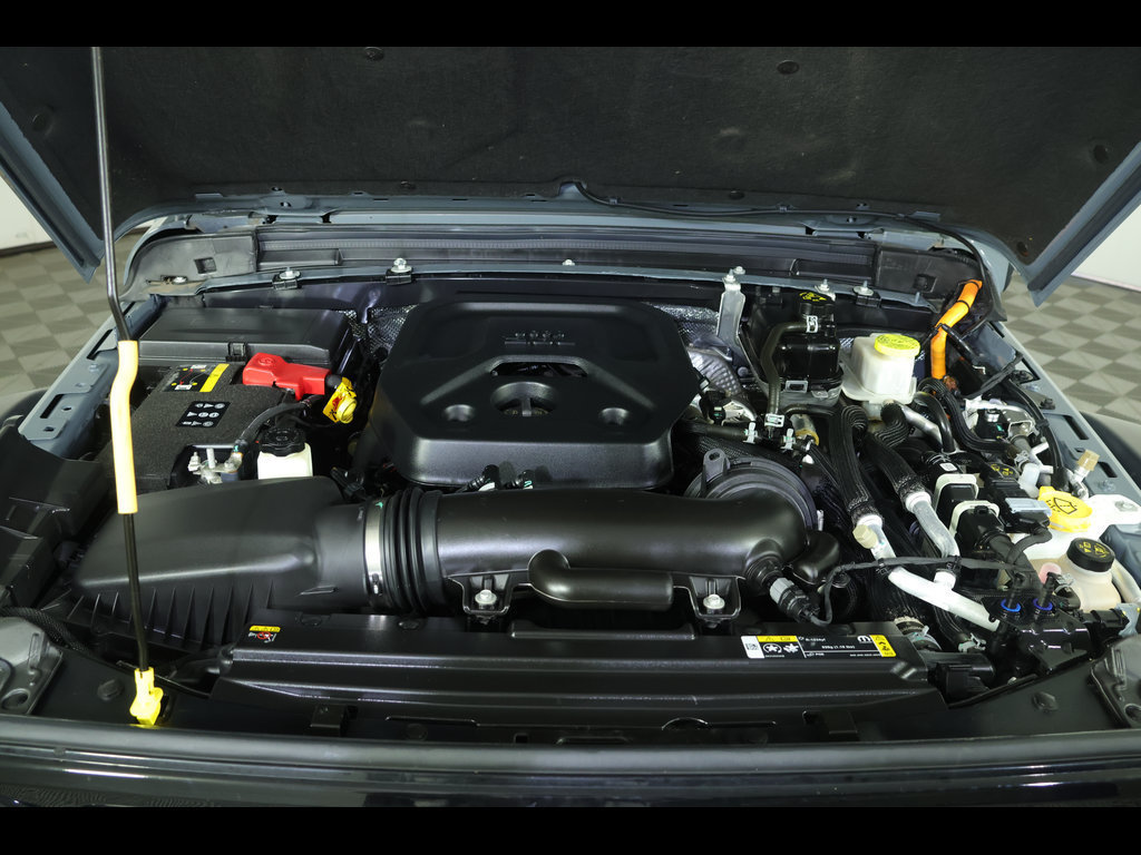 Used 2024 Jeep Wrangler Unlimited AWD/4WD image 15