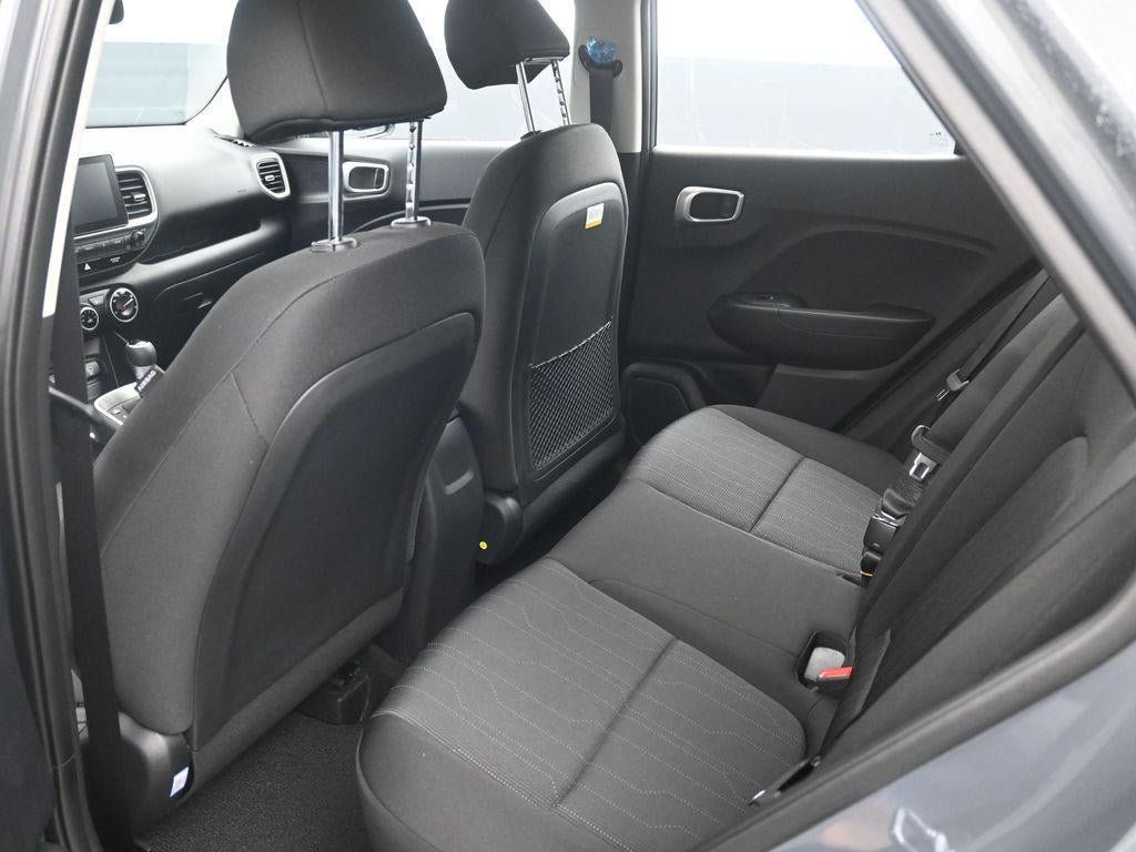 New 2026 Hyundai Venue SE FWD image 10