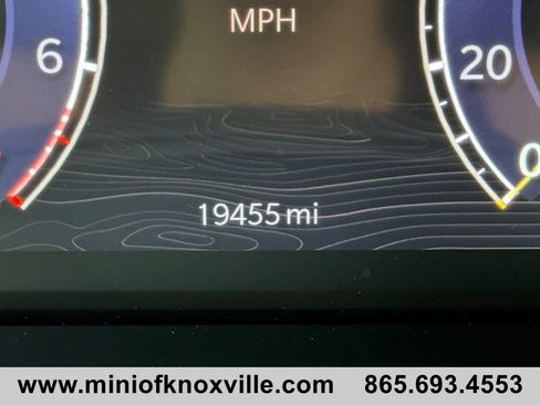 Used 2024 Jeep Grand Cherokee Limited w/ Black Appearance Package image 27