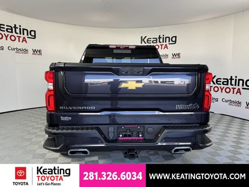 Used 2024 Chevrolet Silverado 1500 High Country w/ Technology Package AWD/4WD image 6