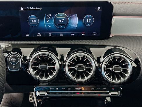 Used 2023 Mercedes-Benz CLA 250 image 15