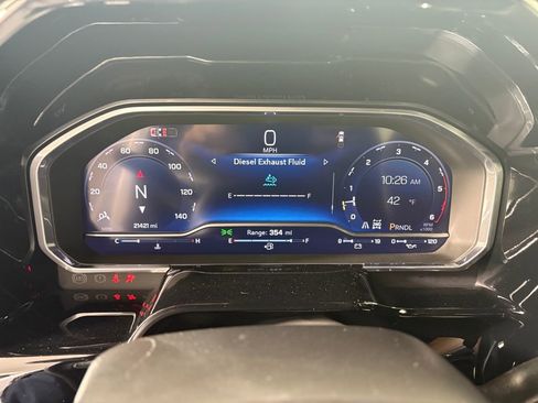 Used 2024 Chevrolet Silverado 2500 High Country w/ High Country Premium Package image 17